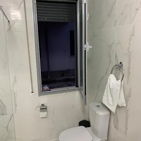 Nertil First Floor Parco vacanze Golem (Tirana)